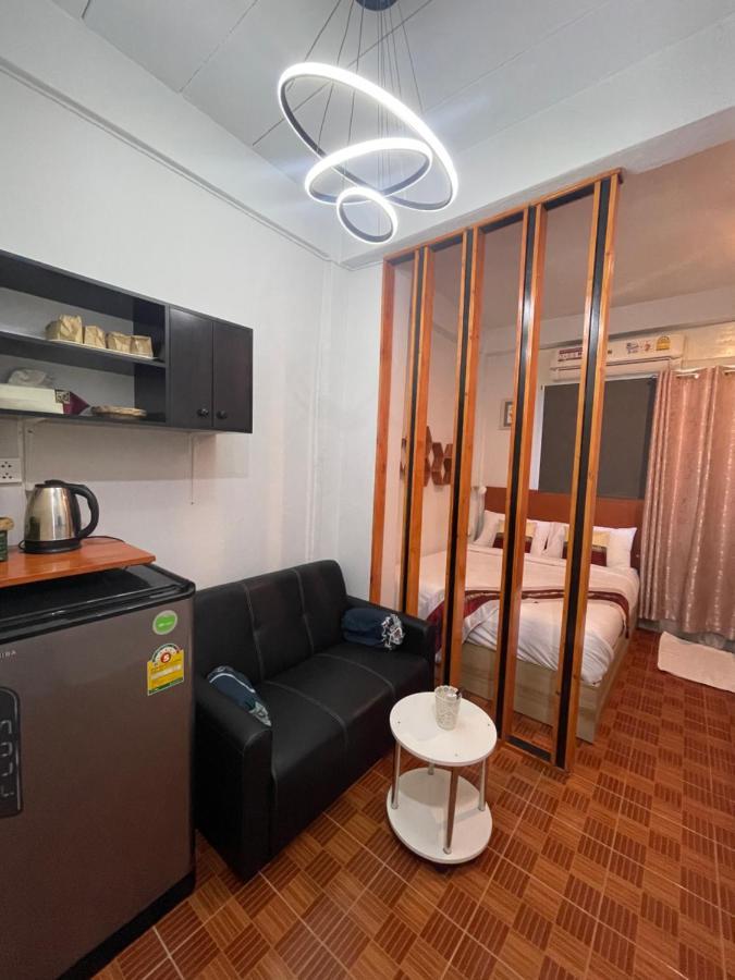 מלון בנגקוק Acozyposhtel מראה חיצוני תמונה