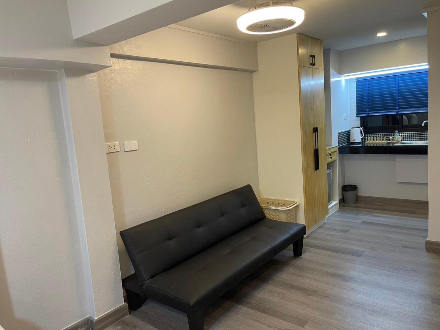 מלון בנגקוק Acozyposhtel מראה חיצוני תמונה
