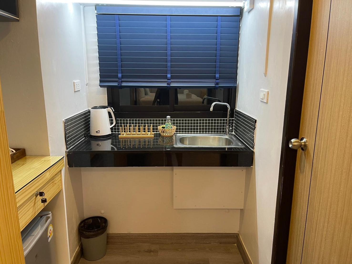 מלון בנגקוק Acozyposhtel מראה חיצוני תמונה